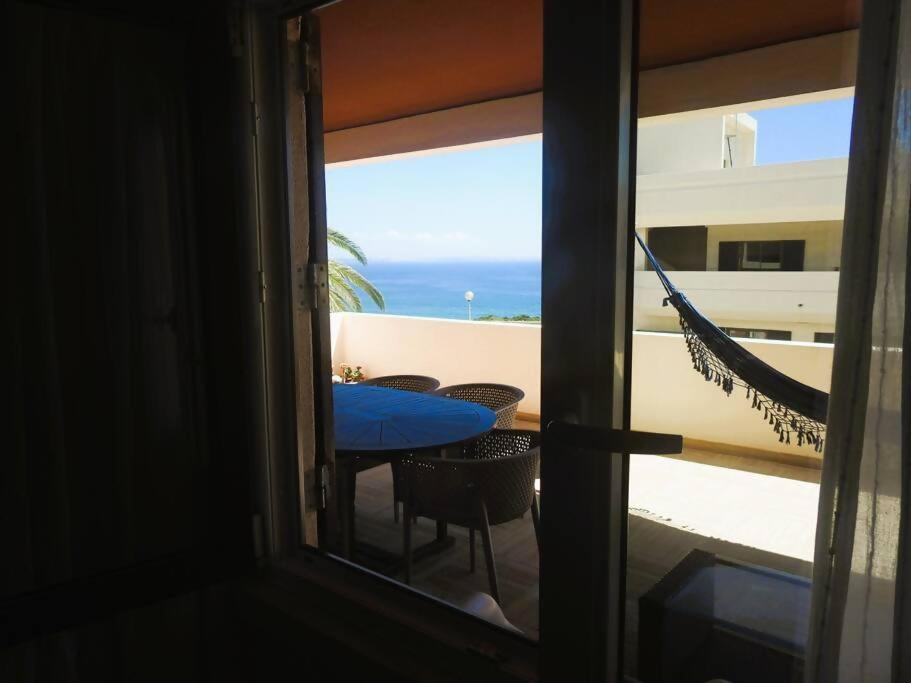 Bay Apartment